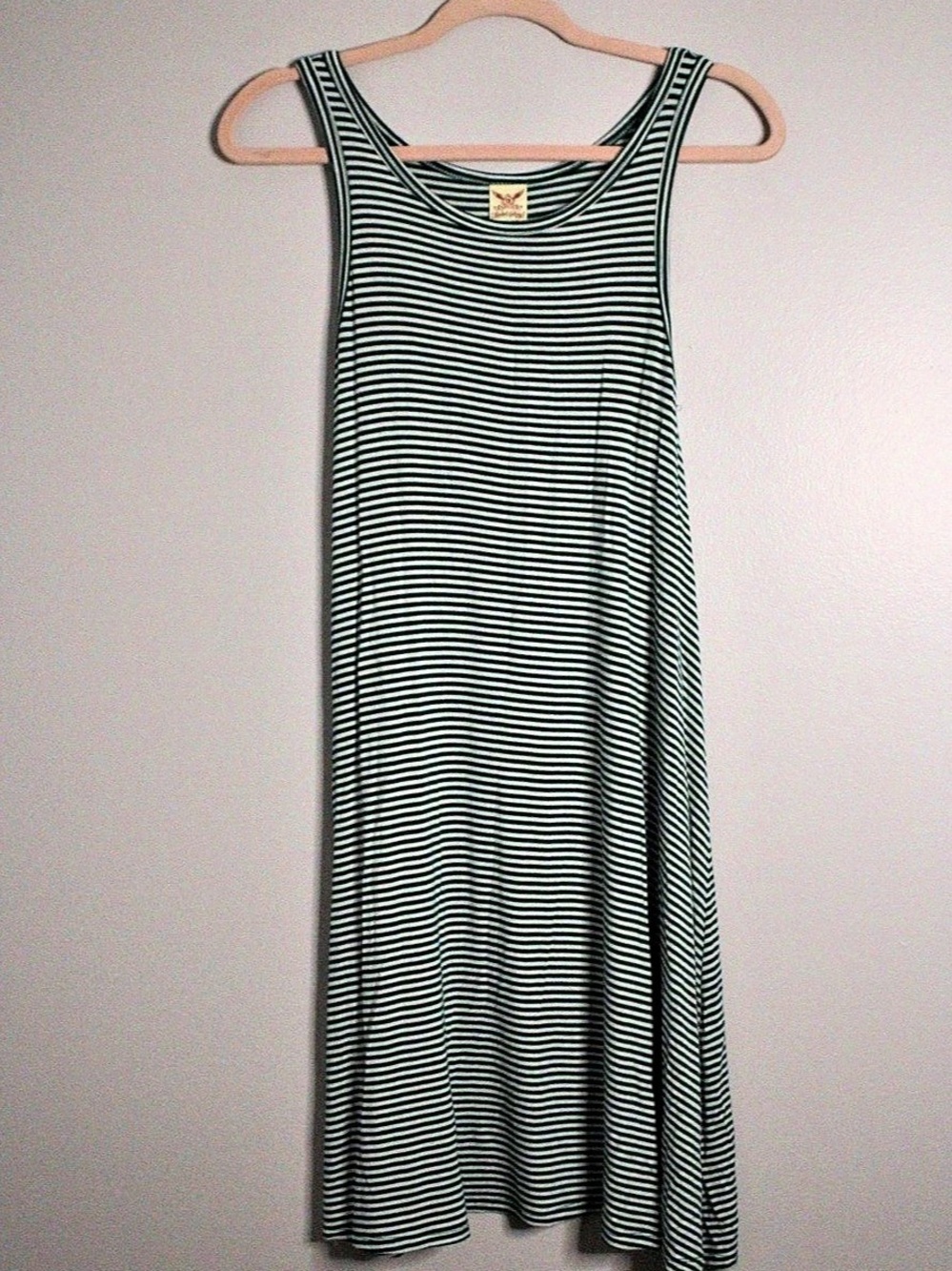 Faded Glory Striped Casual Dress in Green & White Size Medium (8-10) Like New